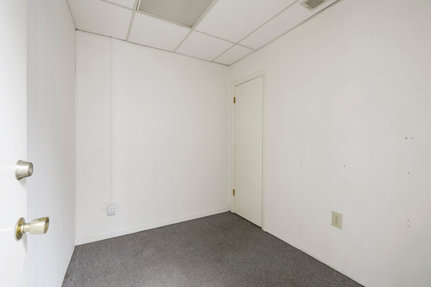 104 N Dilling St, Kings Mountain, NC à vendre - Photo de l’immeuble – Image 2 sur 27