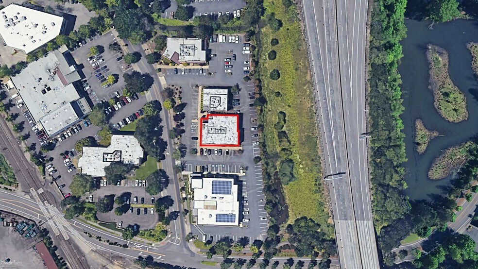 5050 SW Griffith Dr, Beaverton, OR à louer - Photo de l’immeuble – Image 2 sur 4
