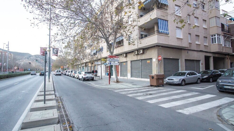 Local commercial dans Elda, Alicante à vendre - Photo de l’immeuble – Image 1 sur 6