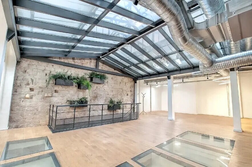 40 Rue De Paradis, Paris à vendre - Photo de l’immeuble – Image 1 sur 5