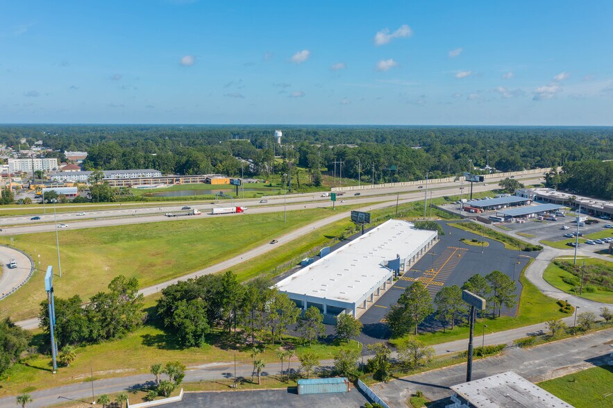 3045 Scarlett St, Brunswick, GA à louer - Photo de l’immeuble – Image 2 sur 9