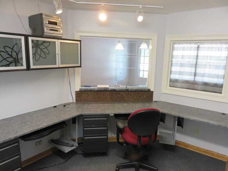 1239 W Main St, Jenks, OK à vendre - Photo intérieure – Image 3 sur 18