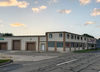 Plus de détails pour 21550-21564 Groesbeck Hwy, Warren, MI - Industriel/Logistique à vendre