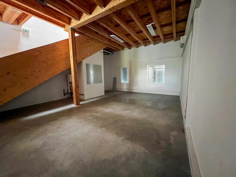 Local d’activités dans Avignon à louer - Photo intérieure – Image 3 sur 5