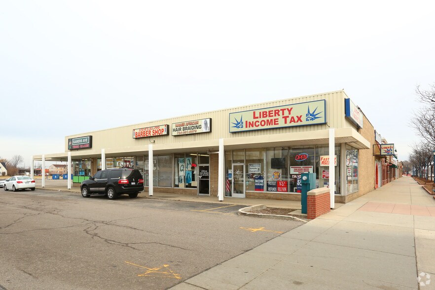 29540-29554 Ford Rd, Garden City, MI à vendre - Photo principale – Image 1 sur 9