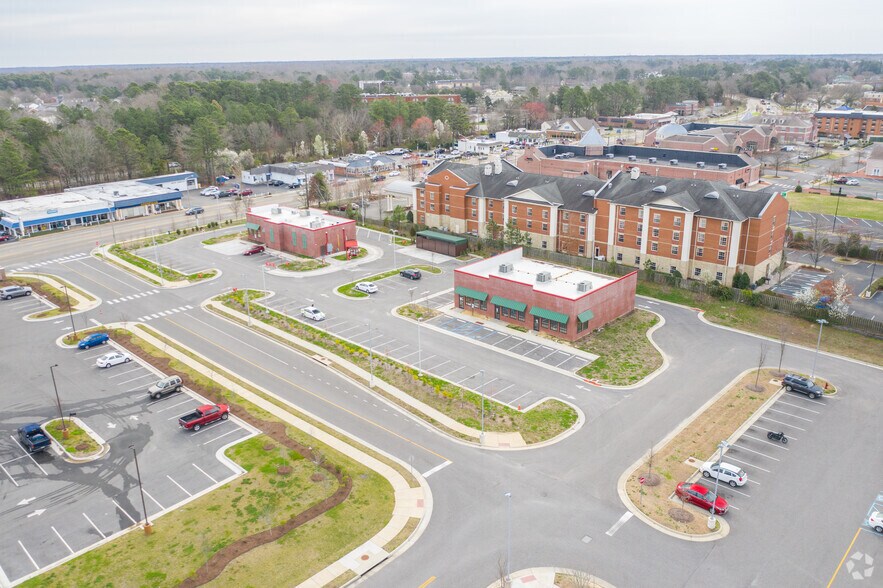 1502 Richmond Rd, Williamsburg, VA à louer - Aérien – Image 3 sur 3
