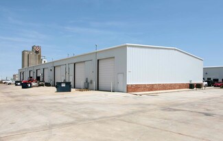 Plus de détails pour 13772-13782 N Lincoln Blvd, Edmond, OK - Local d'activités à louer