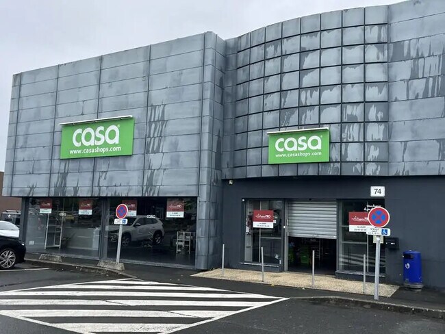 Plus de détails pour Local commercial à louer