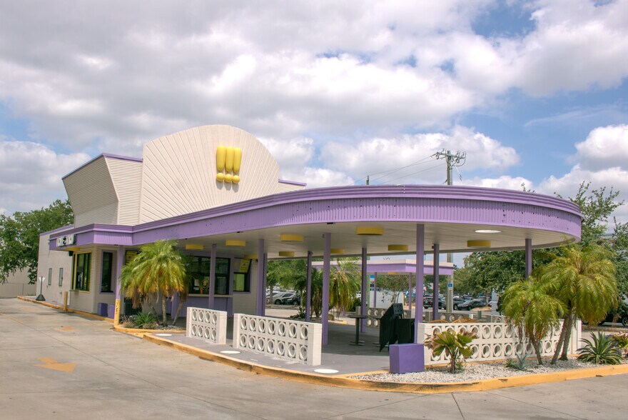 3601 S Florida Ave, Lakeland, FL à louer - Photo de l’immeuble – Image 3 sur 4