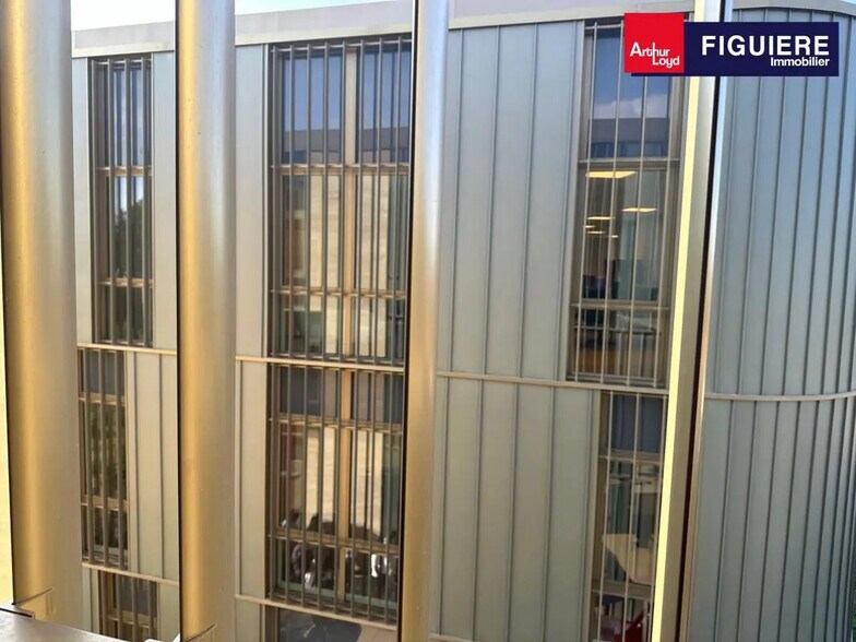 851 Avenue Jean Dalmas, Aix-en-Provence à louer - Photo de l’immeuble – Image 3 sur 3