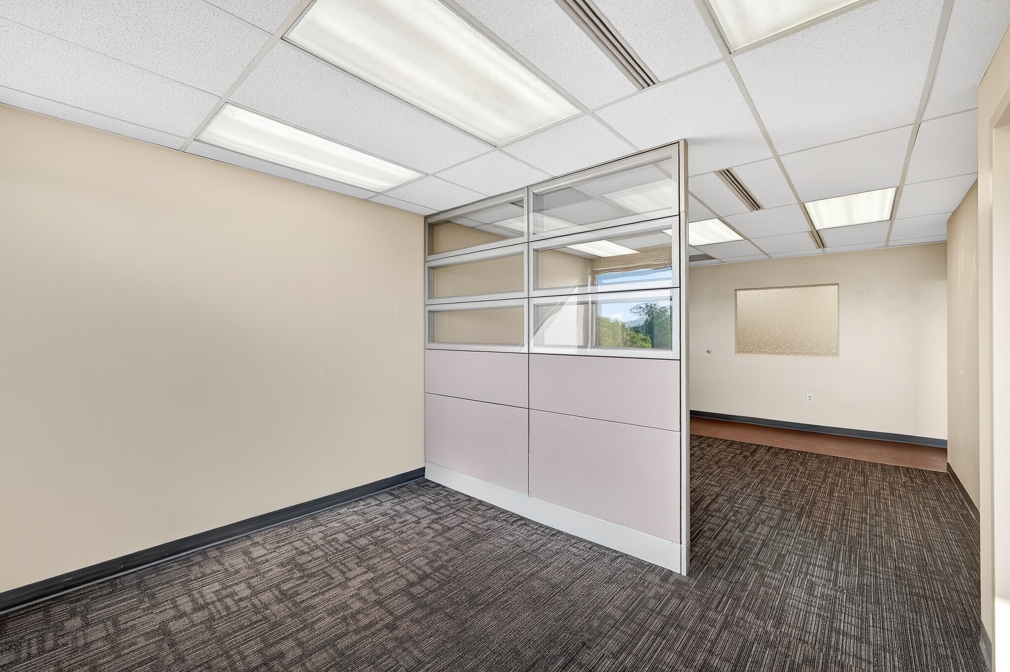 5445-5601 Loch Raven Blvd, Baltimore, MD à louer Photo intérieure– Image 1 sur 12