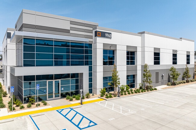 Plus de détails pour 9920 Pioneer Blvd, Santa Fe Springs, CA - Industriel/Logistique à louer