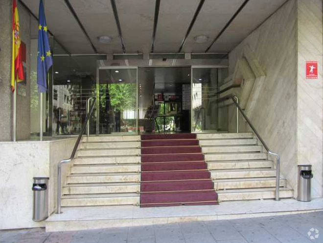 Calle Orense, 69, Madrid, Madrid à louer - Photo de l’immeuble – Image 2 sur 14