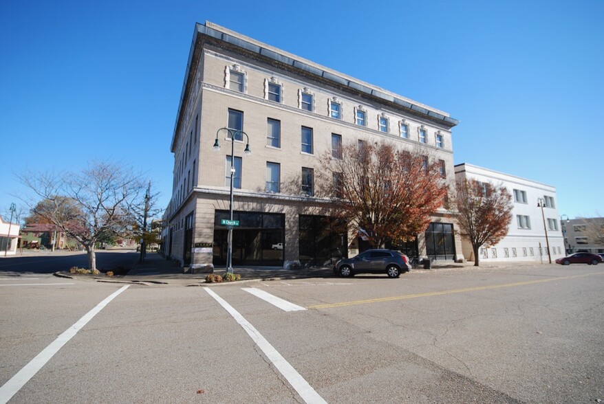 118 N Church St, Jackson, TN à vendre - Photo de l’immeuble – Image 3 sur 32