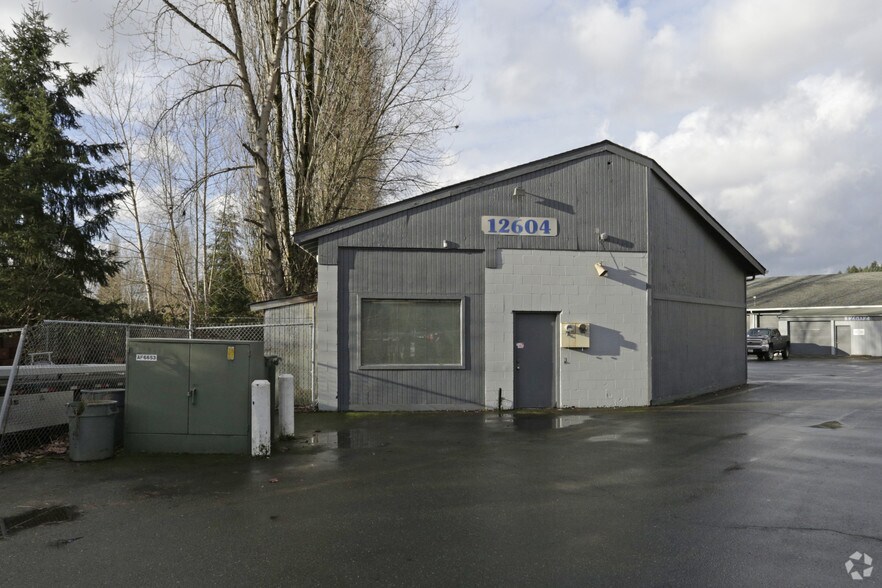 12602 NE 178th St, Woodinville, WA à louer - Photo de l’immeuble – Image 3 sur 3