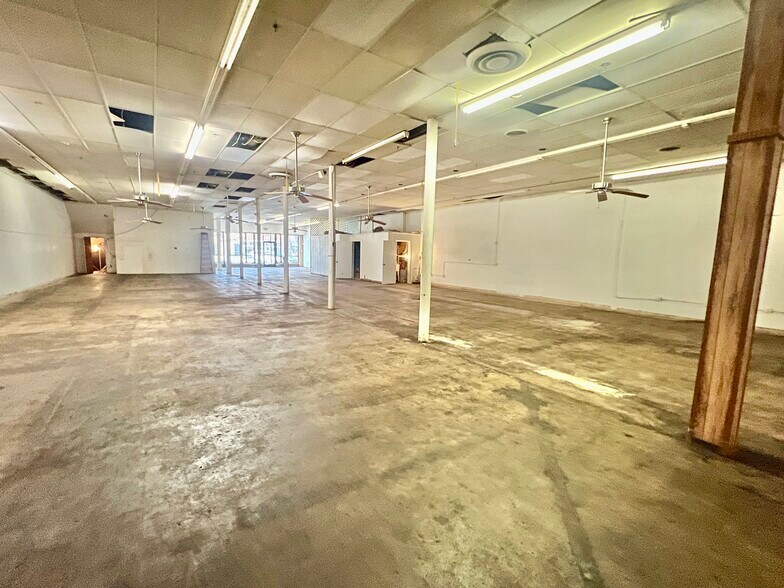 220 SW 25th St, Oklahoma City, OK à vendre - Photo intérieure – Image 2 sur 31