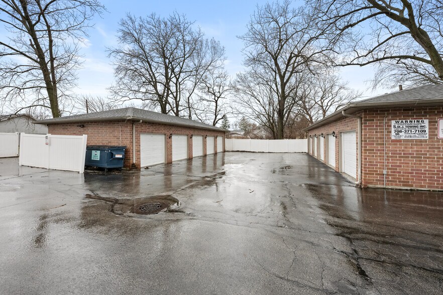 15524 Cicero Ave, Oak Forest, IL à vendre - Photo de l’immeuble – Image 3 sur 14