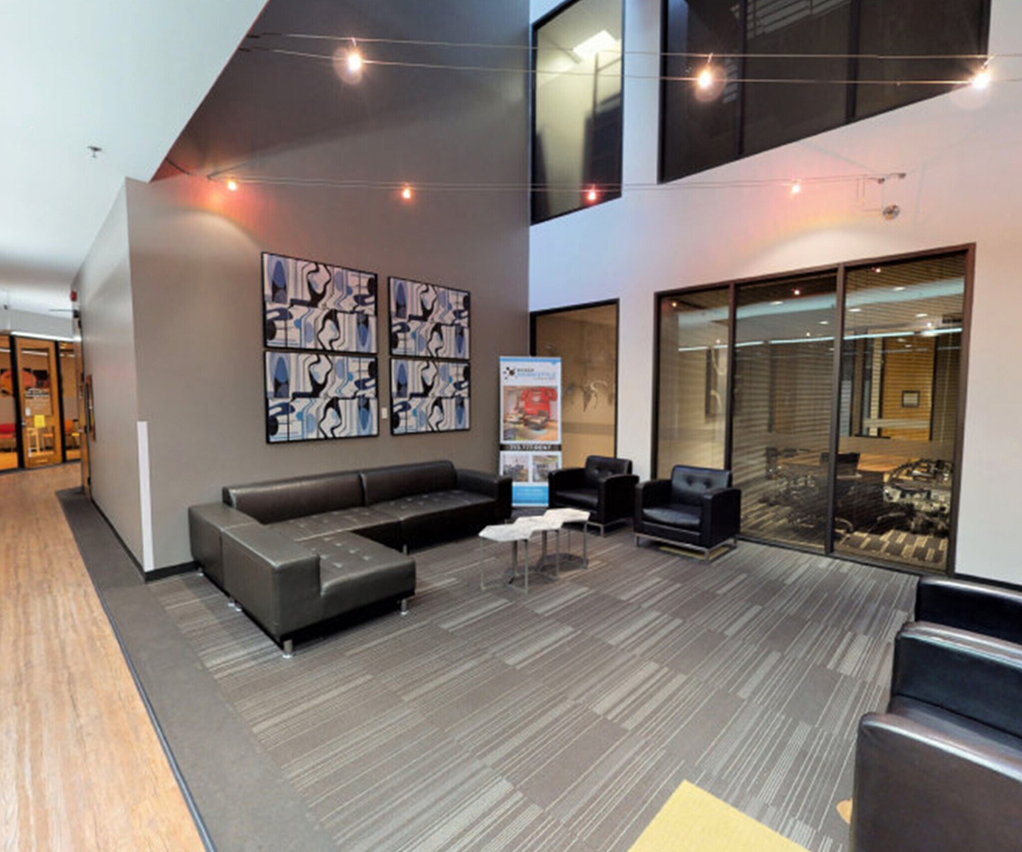 4101 Greenbriar Dr, Houston, TX à louer Hall d’entrée– Image 1 sur 6