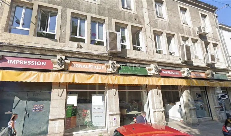 Local commercial dans Périgueux à louer - Photo de l’immeuble – Image 1 sur 4