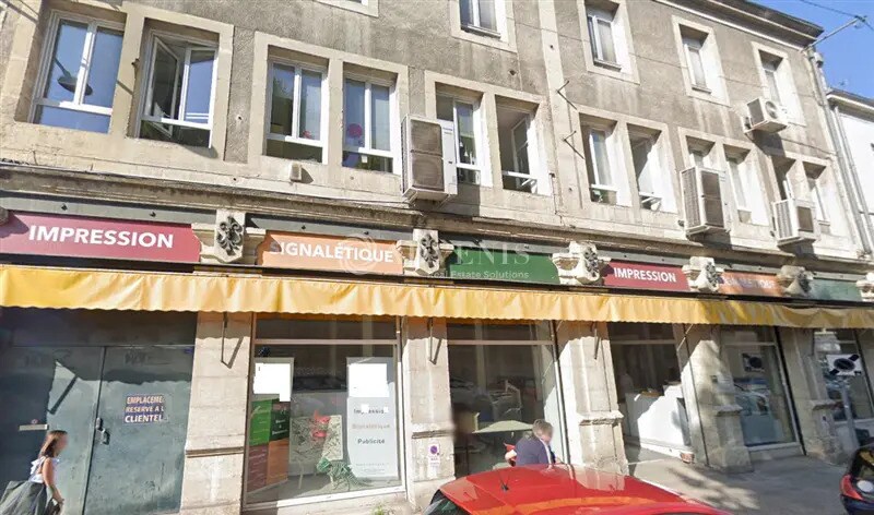 Local commercial dans Périgueux à louer Photo de l’immeuble– Image 1 sur 5