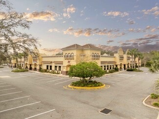 Plus de détails pour 809 County Road 466, Lady Lake, FL - Bureau à vendre