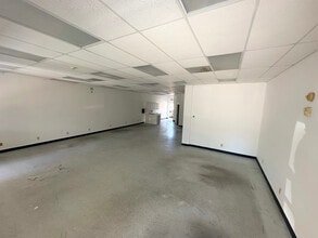 23120-23128 Westheimer Pky, Katy, TX à louer Photo intérieure– Image 2 sur 4