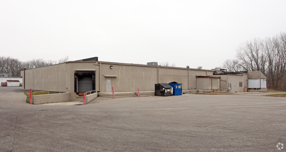 229-245 E Main St, West Jefferson, OH à louer - Photo de l’immeuble – Image 3 sur 7