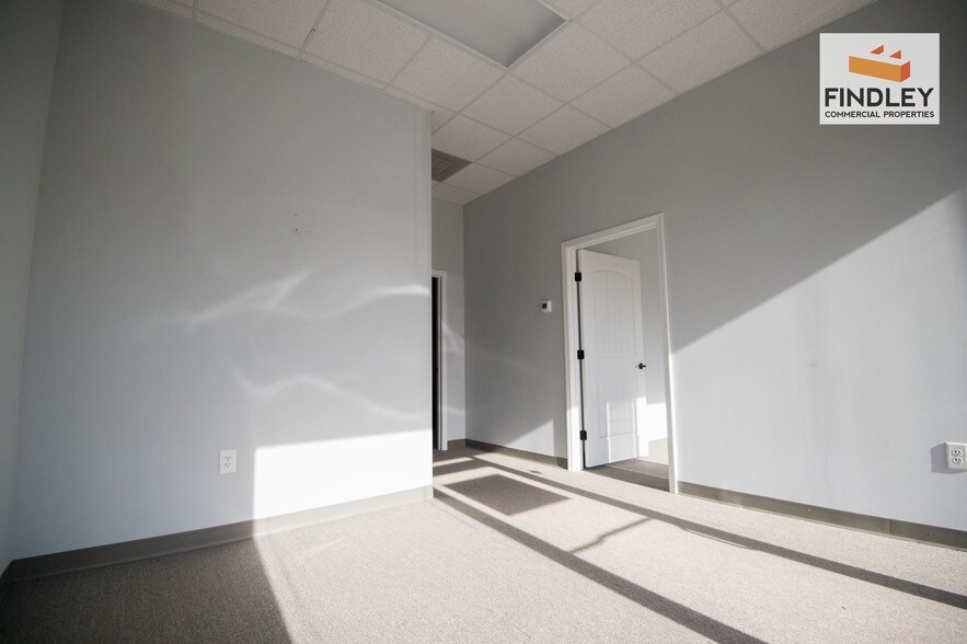 5306 Palmero Ct, Buford, GA à louer - Photo intérieure – Image 3 sur 20