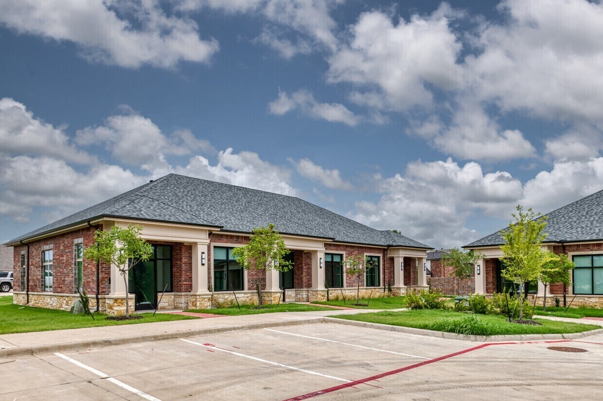7700 Preston Rd, Frisco, TX à louer Photo de l’immeuble– Image 1 sur 21