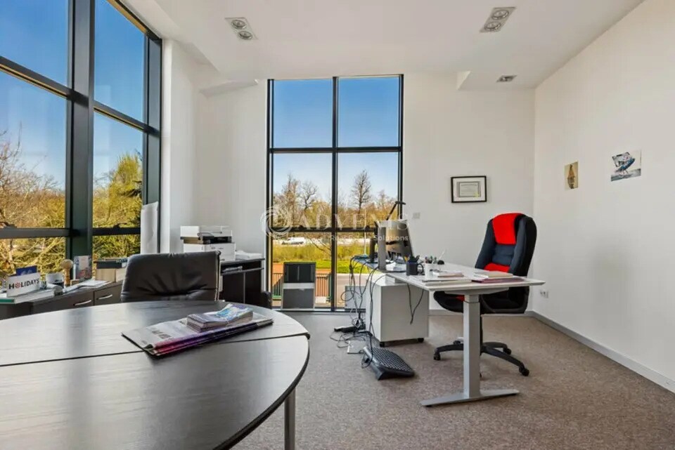 Bureau dans Bussy-Saint-Martin à louer Photo intérieure– Image 1 sur 13