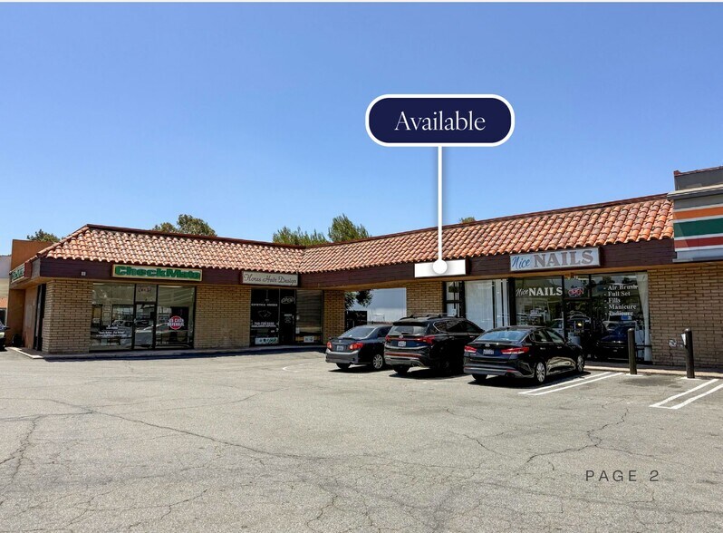 895-897 E Vista Way, Vista, CA à louer - Photo de l’immeuble – Image 3 sur 4