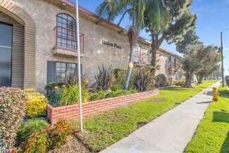 Plus de détails pour 16818 Downey Ave, Paramount, CA - Logement à vendre