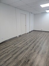 6405 NW 36th St, Miami, FL à louer Photo intérieure– Image 1 sur 2