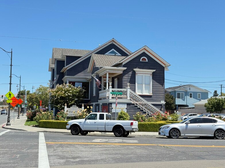 980 El Camino Real, Santa Clara, CA à louer - Photo de l’immeuble – Image 3 sur 5