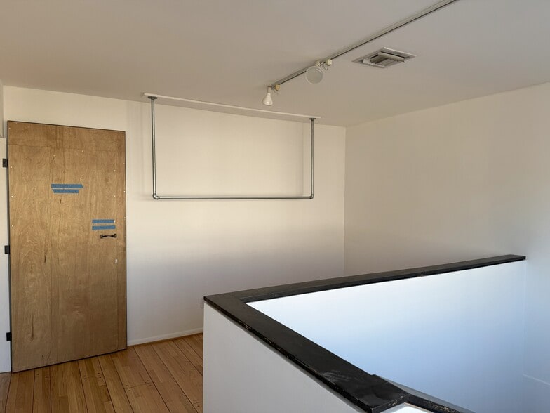 114-116 S La Brea Ave, Los Angeles, CA à louer - Photo intérieure – Image 2 sur 22