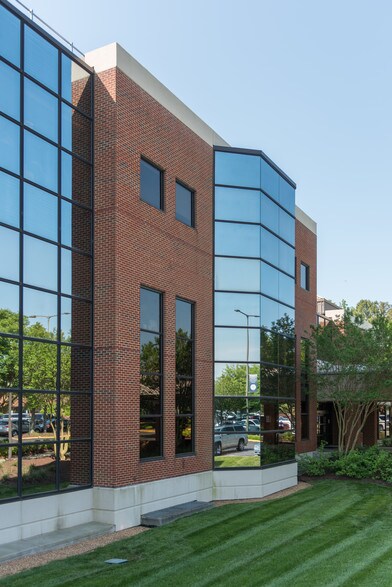 7650 E Parham Rd, Richmond, VA à louer - Photo de l’immeuble – Image 2 sur 4