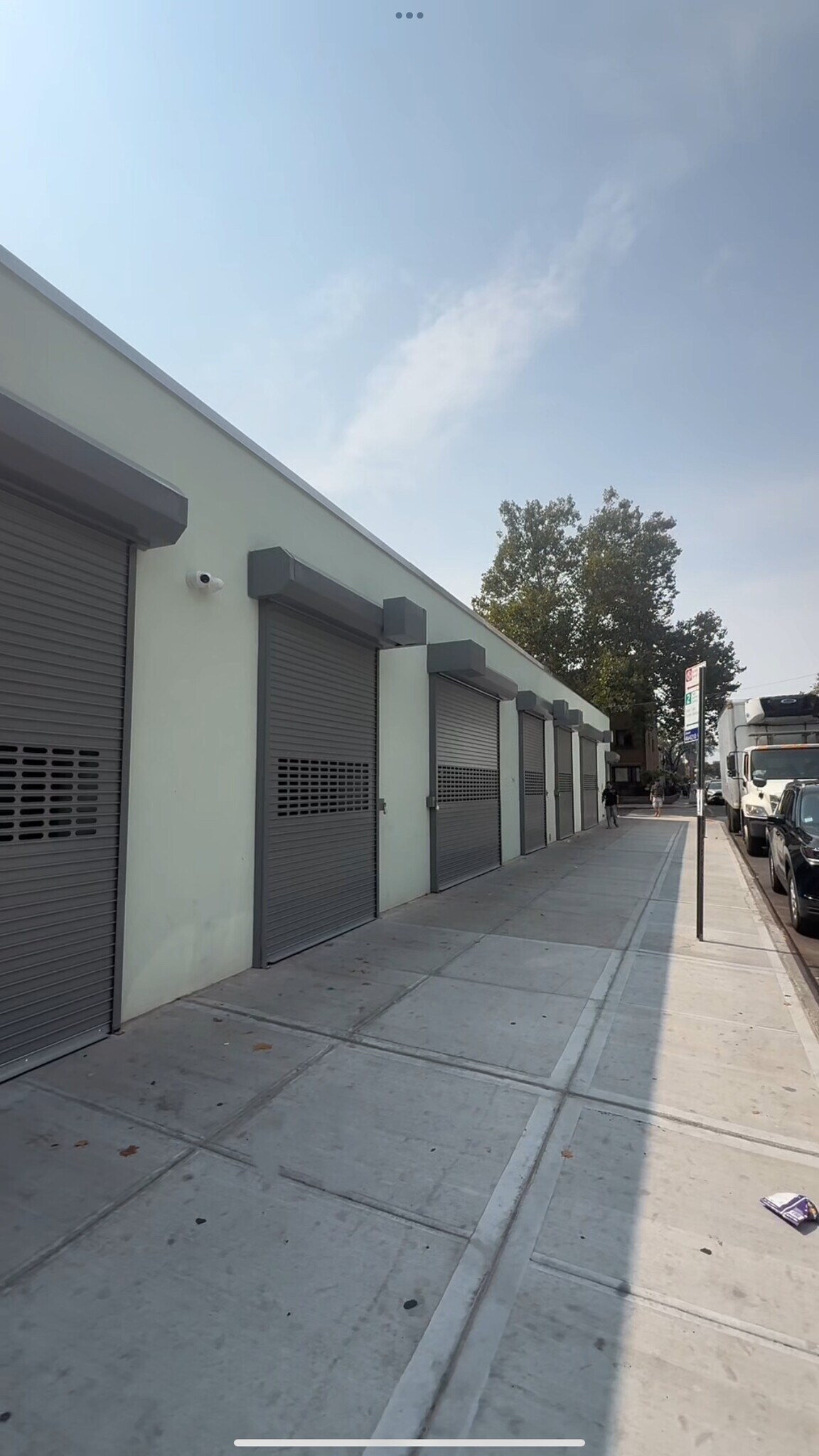 8202 45th Ave, Elmhurst, NY à louer Photo de l’immeuble– Image 1 sur 9