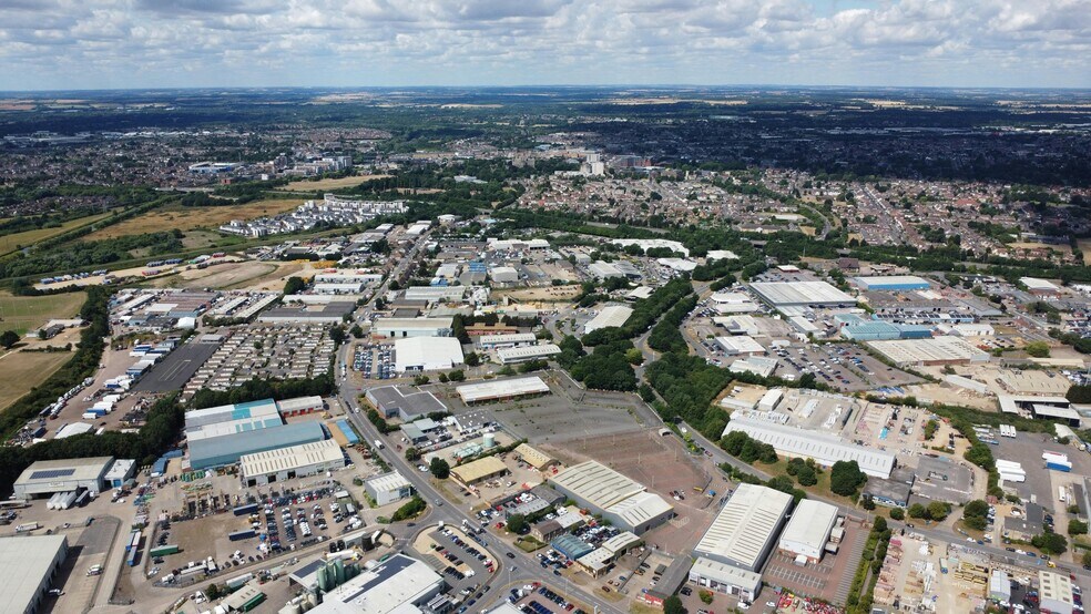 14 Fengate, Peterborough à louer - Photo principale – Image 1 sur 4