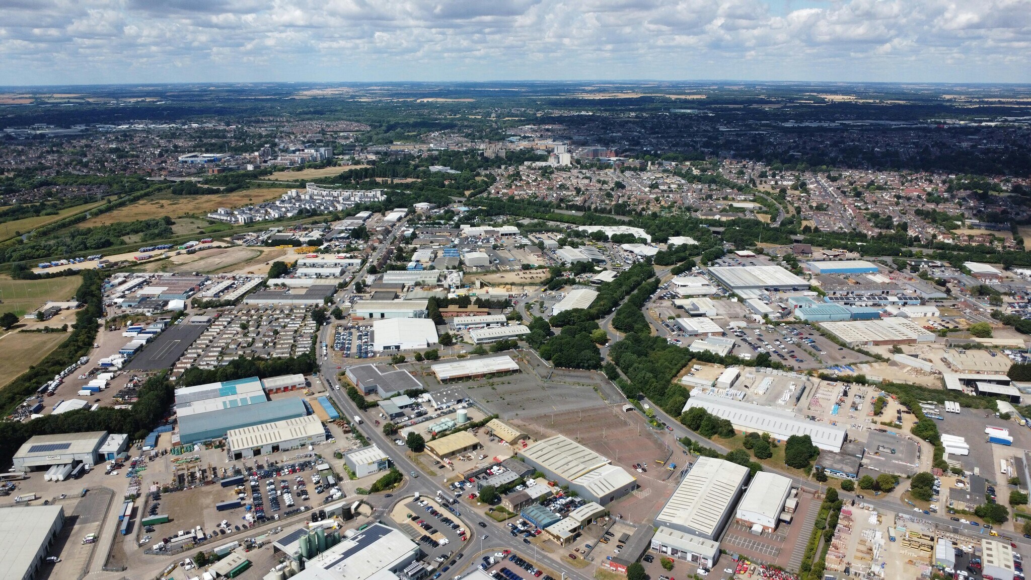 14 Fengate, Peterborough à louer Photo principale– Image 1 sur 5