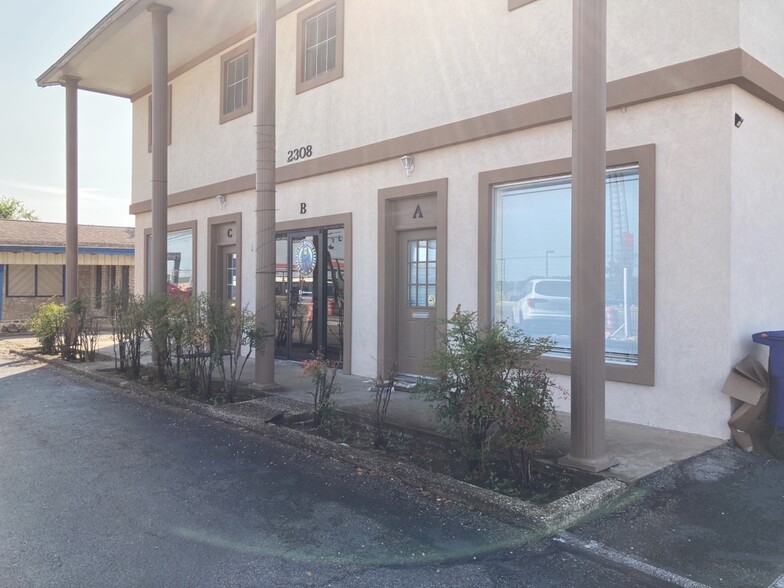 2308 E Us-190 Hwy, Copperas Cove, TX à louer - Photo de l’immeuble – Image 2 sur 5