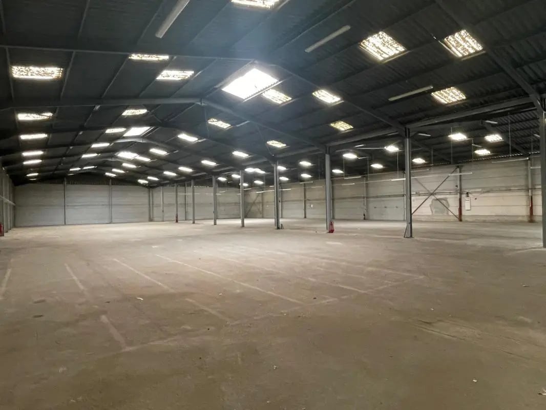 Local d’activités dans Sète à louer Photo intérieure– Image 1 sur 7