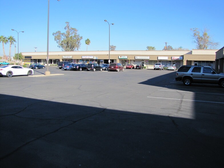3601-3633 W Camelback Rd, Phoenix, AZ à louer - Photo de l’immeuble – Image 2 sur 16