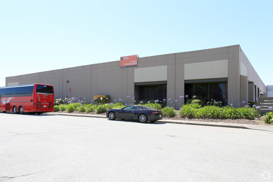 300-318 Swift Ave, South San Francisco, CA à louer - Photo de l’immeuble – Image 2 sur 2