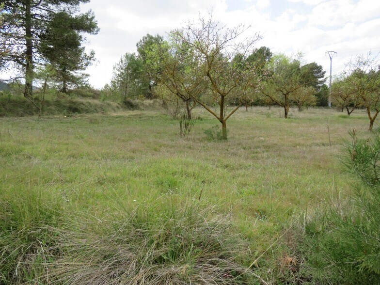 Terrain dans Ontinyent, Valencia à vendre - Photo principale – Image 1 sur 9