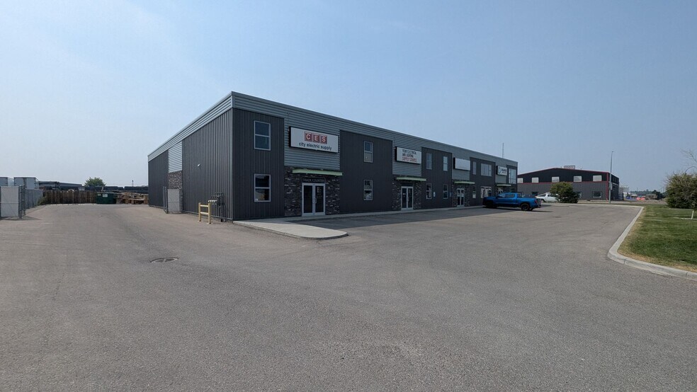 3862 14 Av N, Lethbridge, AB à louer - Photo de l’immeuble – Image 2 sur 2