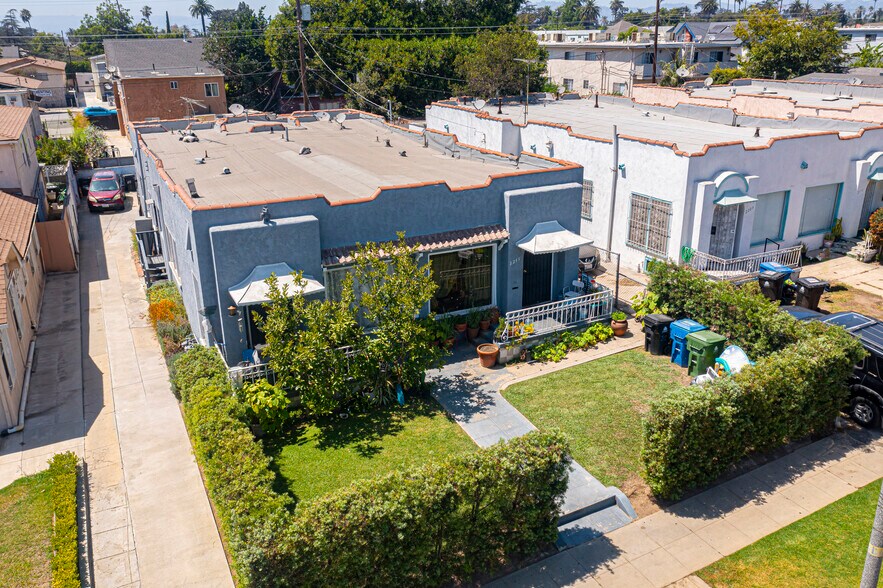 2211 S Bronson Ave, Los Angeles, CA à vendre - Photo de l’immeuble – Image 2 sur 15