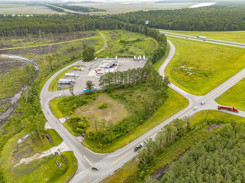 2100 E 10th St, Woodbine, GA à vendre - Autre – Image 1 sur 17