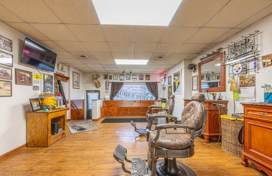 63 S Gallatin Ave, Uniontown, PA à vendre - Photo intérieure – Image 3 sur 3