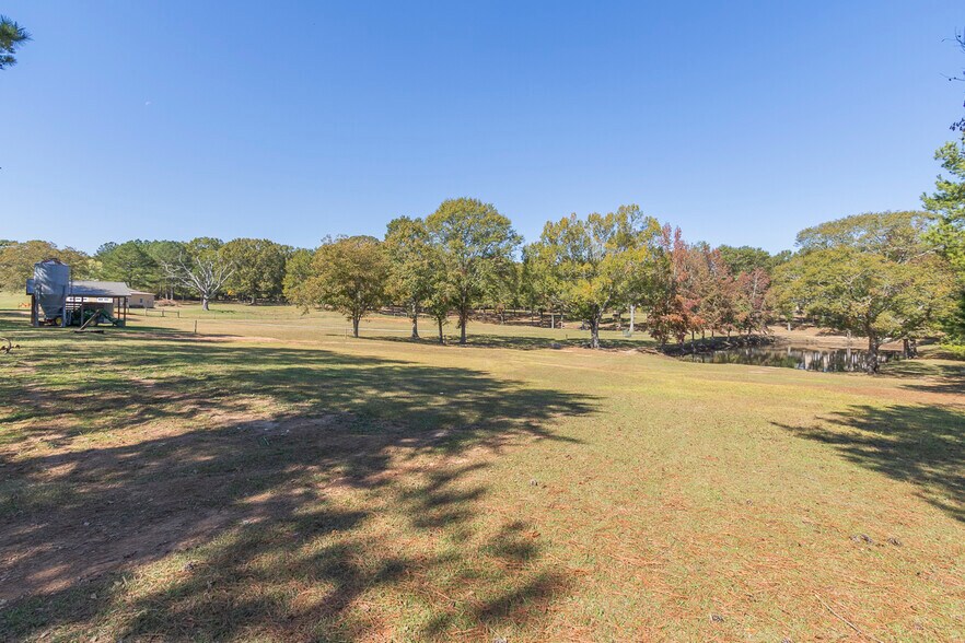 193 Pineland Meadows Rd, Belton, SC à vendre - Photo de l’immeuble – Image 2 sur 15