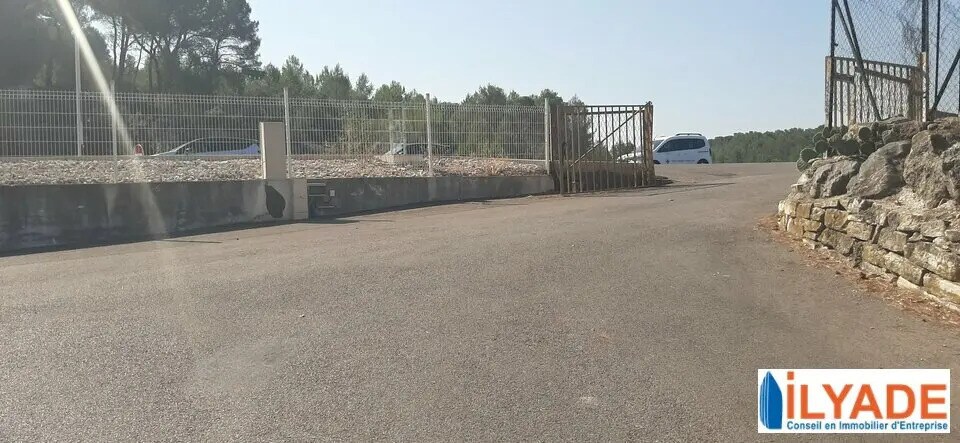 Local d’activités dans Aix-en-Provence à louer - Photo de l’immeuble – Image 2 sur 5